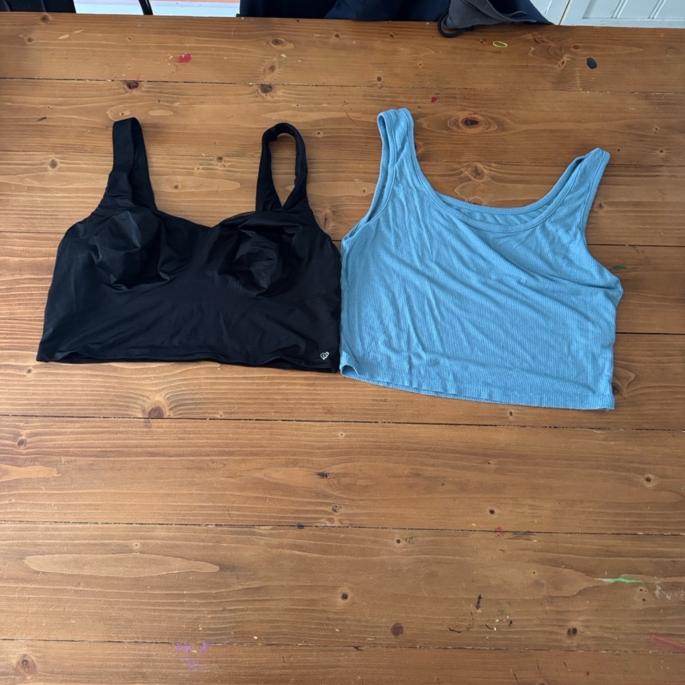 Victoria's Secret Black and Blue Bras‎